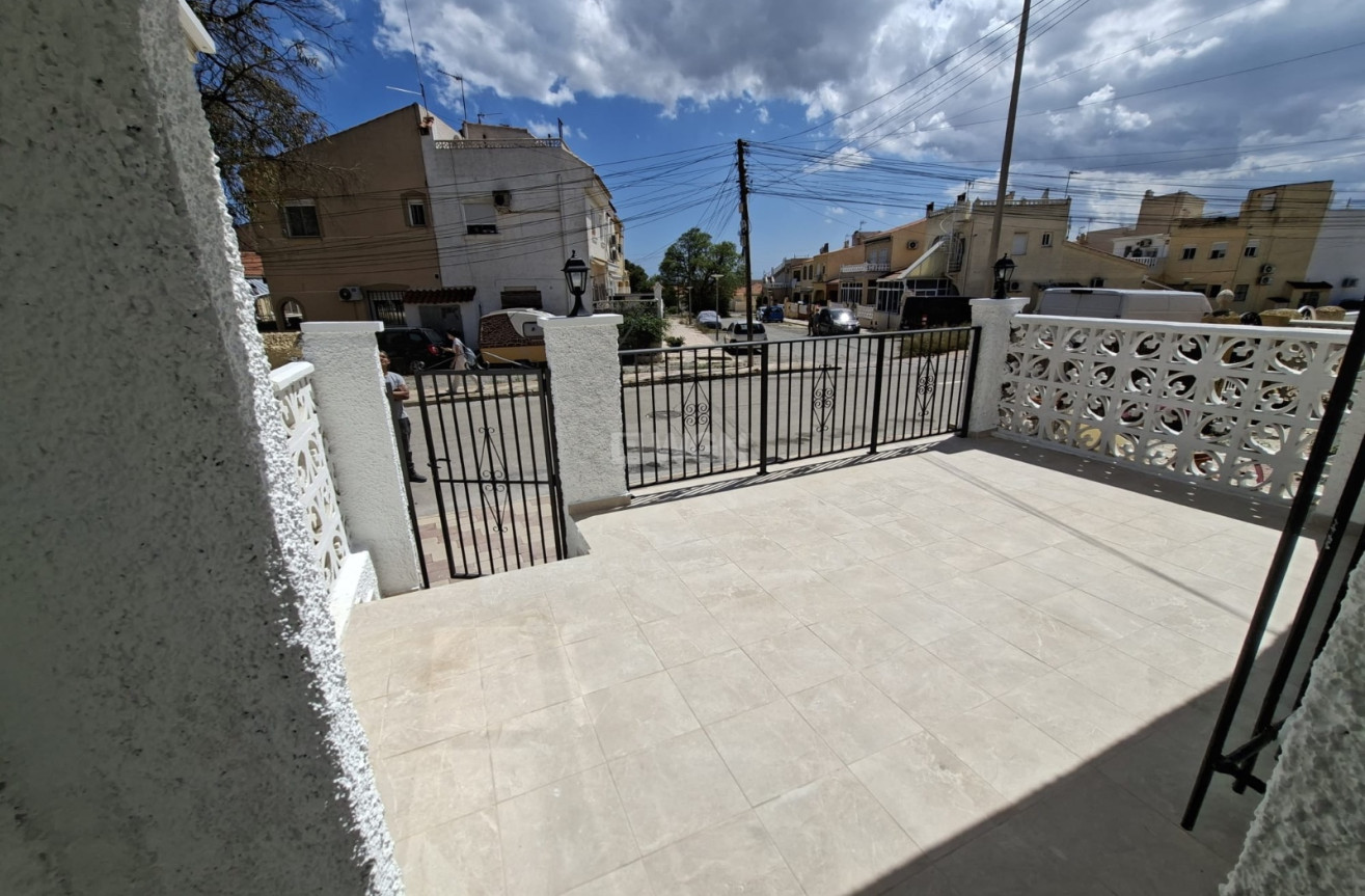 Odsprzedaż - Mieszkanie w bloku - San Fulgencio - Costa Blanca