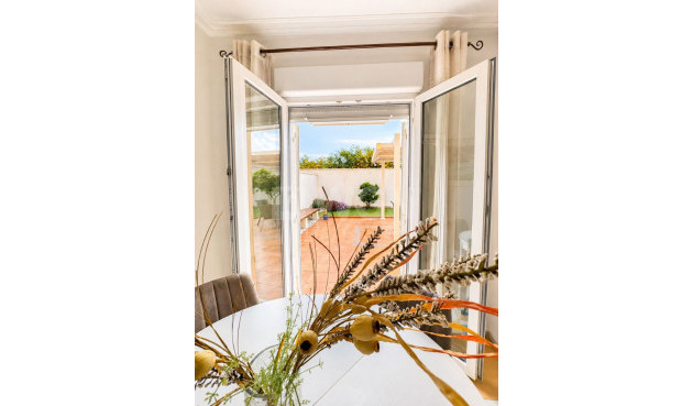 Odsprzedaż - Villa - Torrevieja - Costa Blanca
