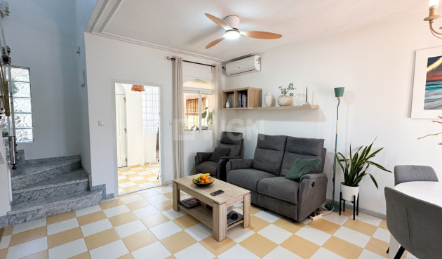 Odsprzedaż - Villa - Torrevieja - Costa Blanca