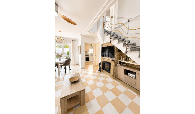 Odsprzedaż - Villa - Torrevieja - Costa Blanca
