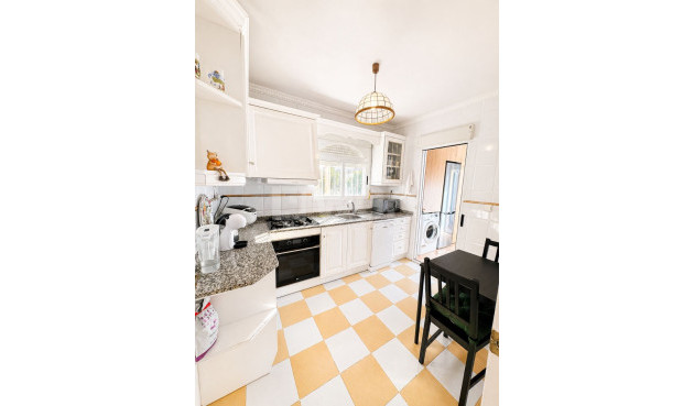 Odsprzedaż - Villa - Torrevieja - Costa Blanca