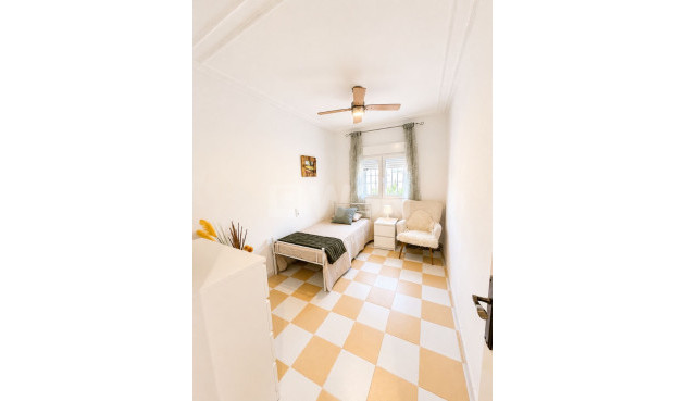 Odsprzedaż - Villa - Torrevieja - Costa Blanca