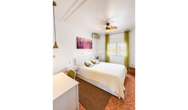 Odsprzedaż - Villa - Torrevieja - Costa Blanca