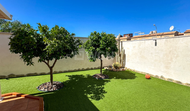 Odsprzedaż - Villa - Torrevieja - Costa Blanca