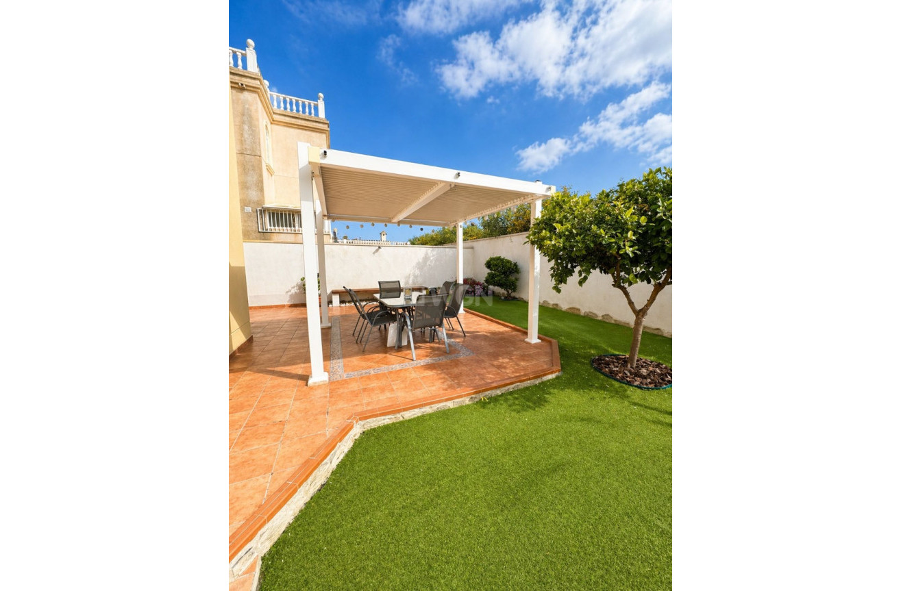 Odsprzedaż - Villa - Torrevieja - Costa Blanca