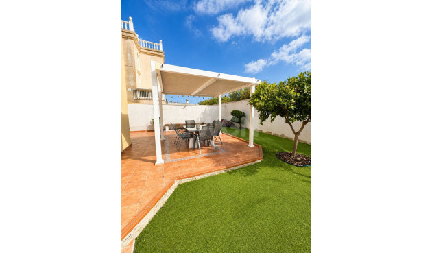 Odsprzedaż - Villa - Torrevieja - Costa Blanca
