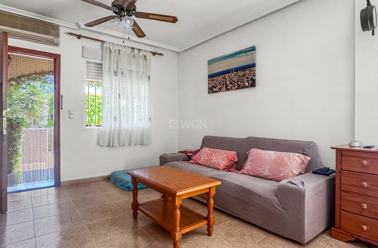 Odsprzedaż - Bungalow - Orihuela Costa - Costa Blanca