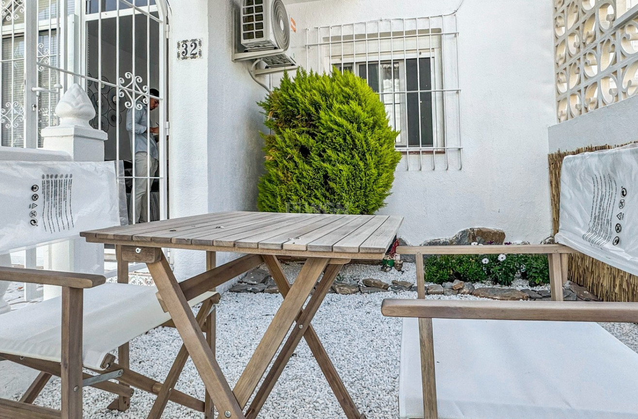 Odsprzedaż - Bungalow - Torrevieja - Costa Blanca