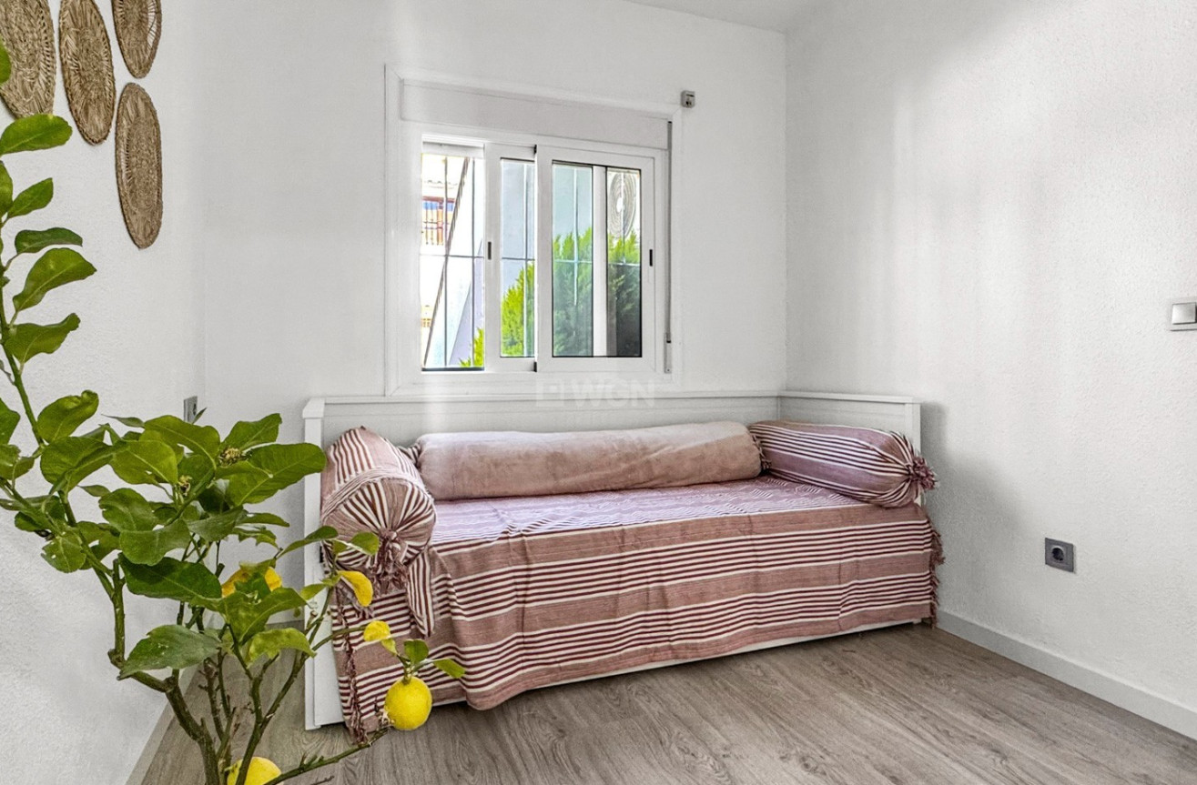 Odsprzedaż - Bungalow - Torrevieja - Costa Blanca