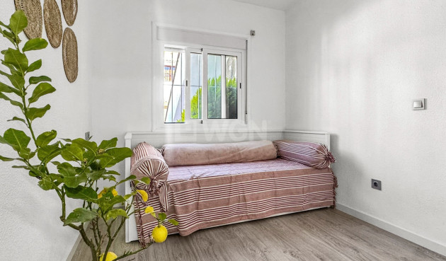 Odsprzedaż - Bungalow - Torrevieja - Costa Blanca