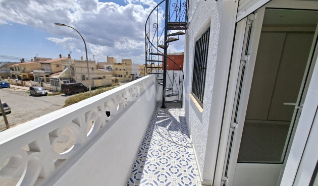 Odsprzedaż - Kamienica - San Fulgencio - Costa Blanca
