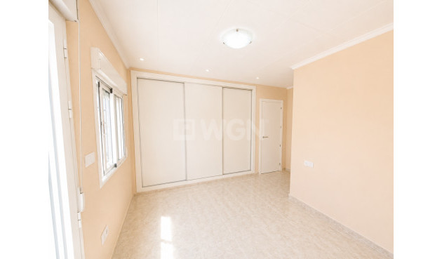 Odsprzedaż - Kamienica - San Fulgencio - Costa Blanca