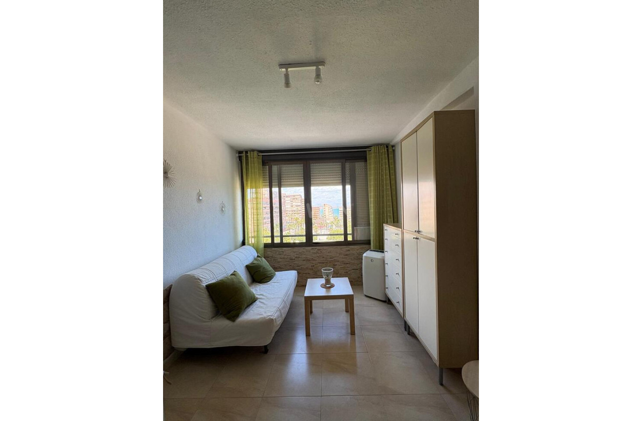 Odsprzedaż - Mieszkanie w bloku - Torrevieja - Cabo Cervera