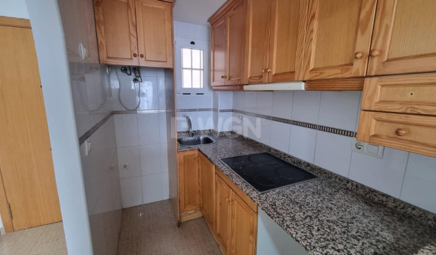 Odsprzedaż - Mieszkanie w bloku - Torrevieja - El Molino