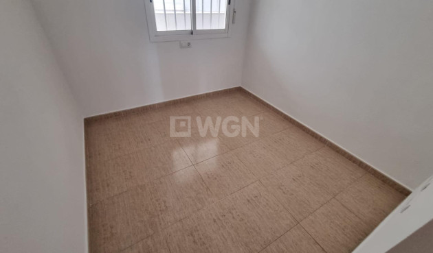 Odsprzedaż - Mieszkanie w bloku - Torrevieja - El Molino