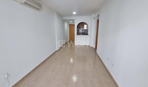 Odsprzedaż - Mieszkanie w bloku - Torrevieja - El Molino