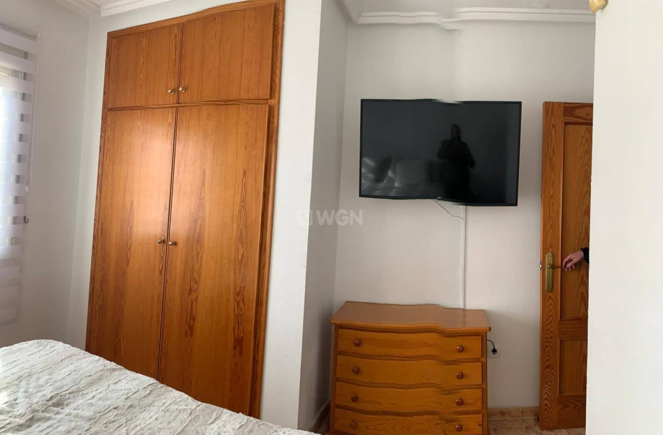 Odsprzedaż - Villa - Orihuela Costa - Las Filipinas