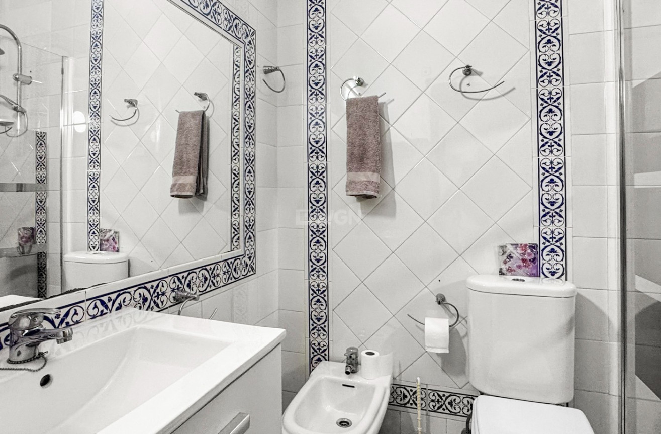 Odsprzedaż - Bungalow - Torrevieja - Costa Blanca