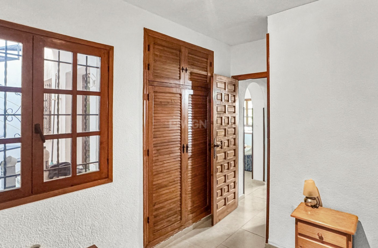 Odsprzedaż - Bungalow - Torrevieja - Costa Blanca