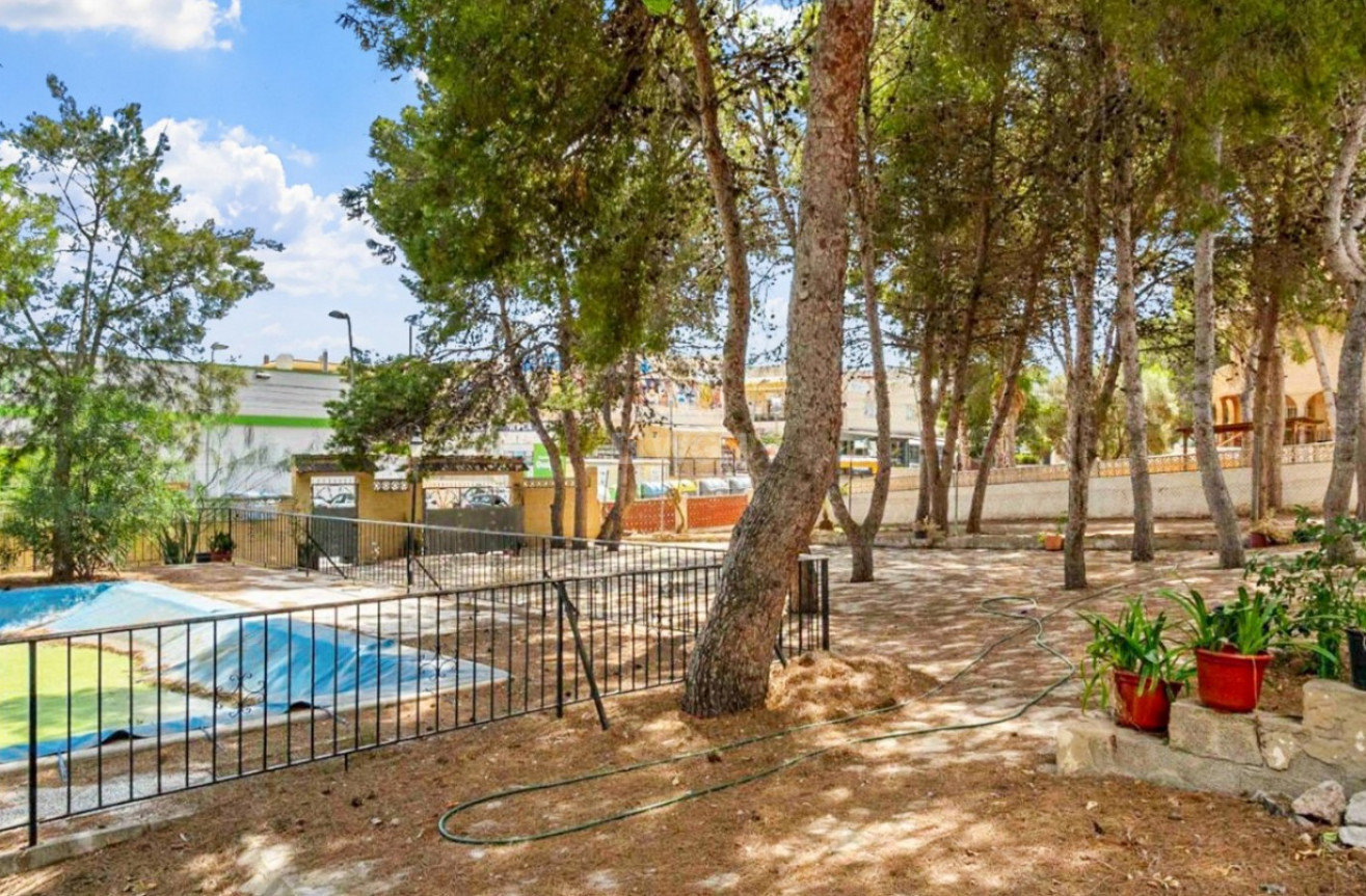 Odsprzedaż - Villa - Torrevieja - Costa Blanca