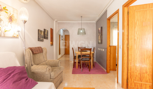 Odsprzedaż - Mieszkanie w bloku - Torrevieja - Costa Blanca