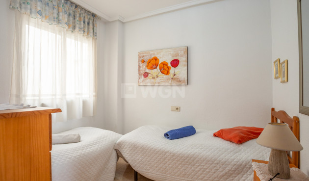 Odsprzedaż - Mieszkanie w bloku - Torrevieja - Costa Blanca