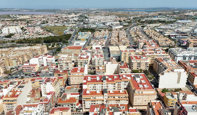 Odsprzedaż - Mieszkanie w bloku - Torrevieja - Costa Blanca