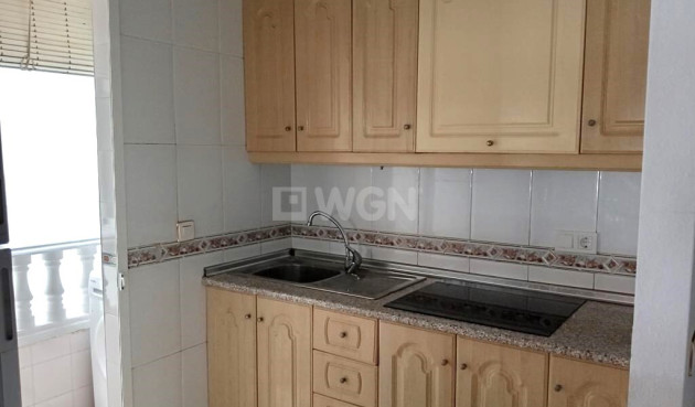 Odsprzedaż - Mieszkanie w bloku - Torrevieja - El Molino