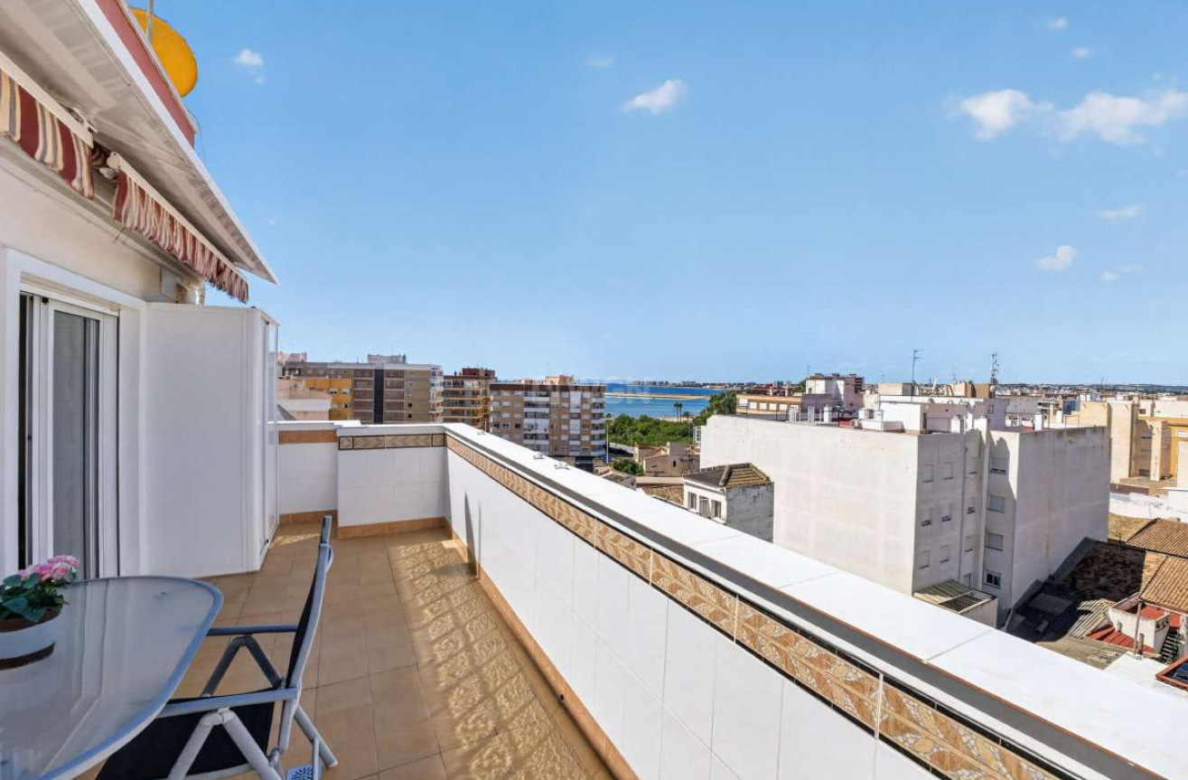 Odsprzedaż - Mieszkanie w bloku - Torrevieja - Costa Blanca
