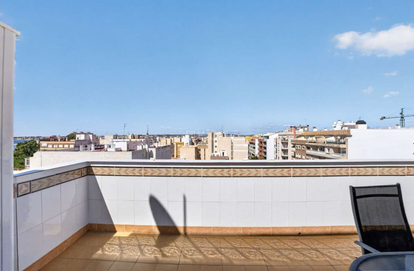 Odsprzedaż - Mieszkanie w bloku - Torrevieja - Costa Blanca
