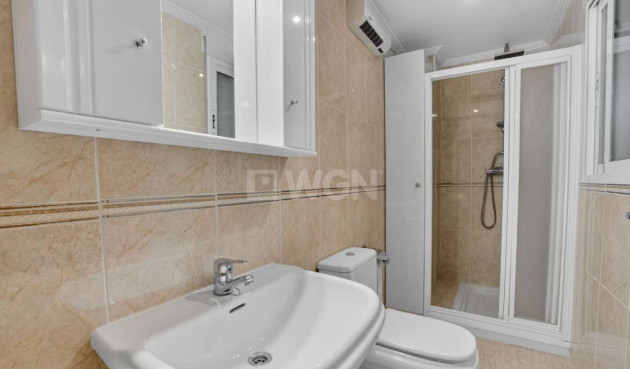 Odsprzedaż - Mieszkanie w bloku - Torrevieja - Costa Blanca