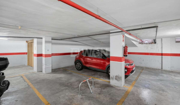 Odsprzedaż - Mieszkanie w bloku - Torrevieja - Costa Blanca