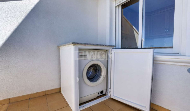 Odsprzedaż - Mieszkanie w bloku - Torrevieja - Costa Blanca