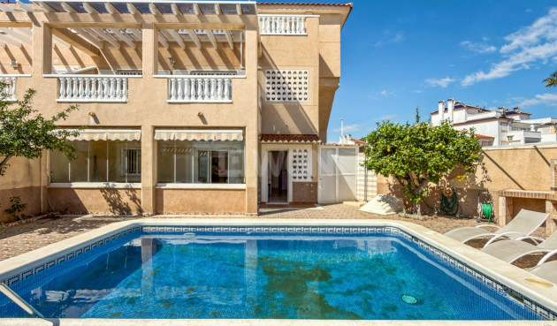 Odsprzedaż - Mieszkanie w bloku - Orihuela Costa - Costa Blanca
