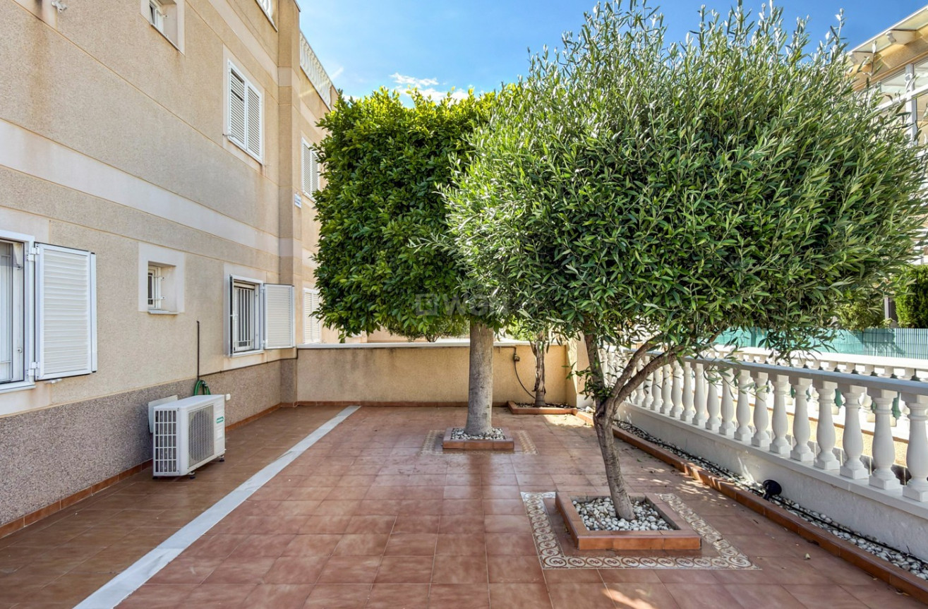 Odsprzedaż - Mieszkanie w bloku - Orihuela Costa - Costa Blanca