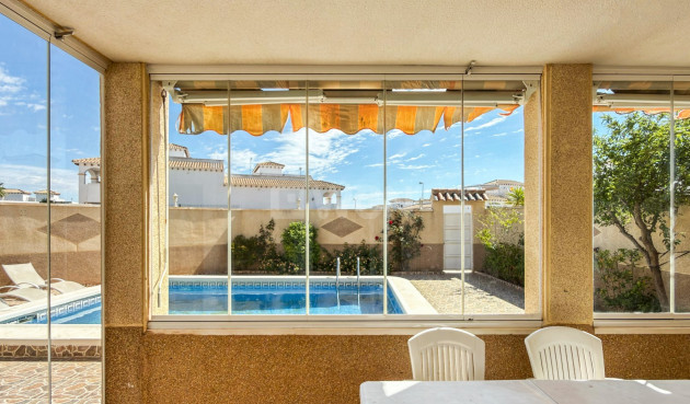 Odsprzedaż - Mieszkanie w bloku - Orihuela Costa - Costa Blanca