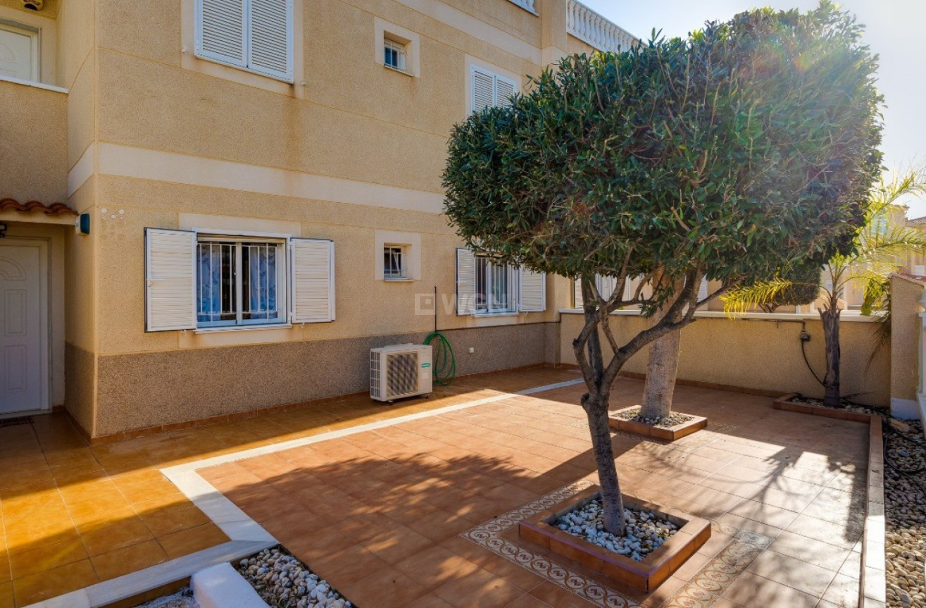 Odsprzedaż - Mieszkanie w bloku - Orihuela Costa - Costa Blanca