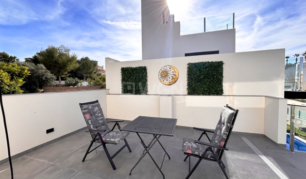 Odsprzedaż - Villa - Villamartin - Costa Blanca