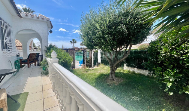 Odsprzedaż - Villa - Orihuela Costa - La Florida