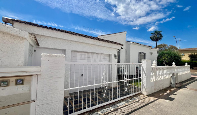 Odsprzedaż - Villa - Orihuela Costa - La Florida
