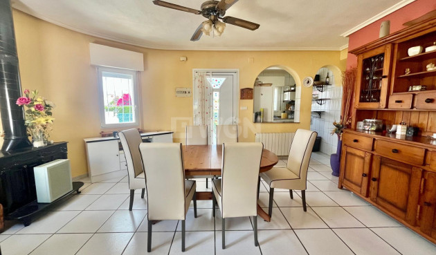 Odsprzedaż - Villa - Orihuela Costa - La Florida