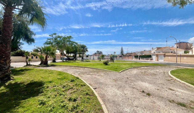 Odsprzedaż - Villa - Orihuela Costa - La Florida