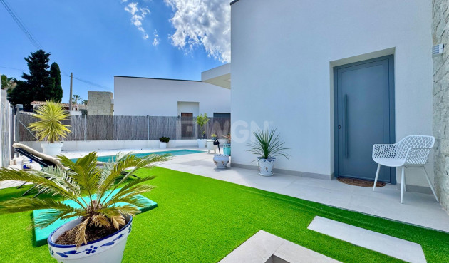 Odsprzedaż - Villa - San Miguel de Salinas - Blue Lagoon - Galán