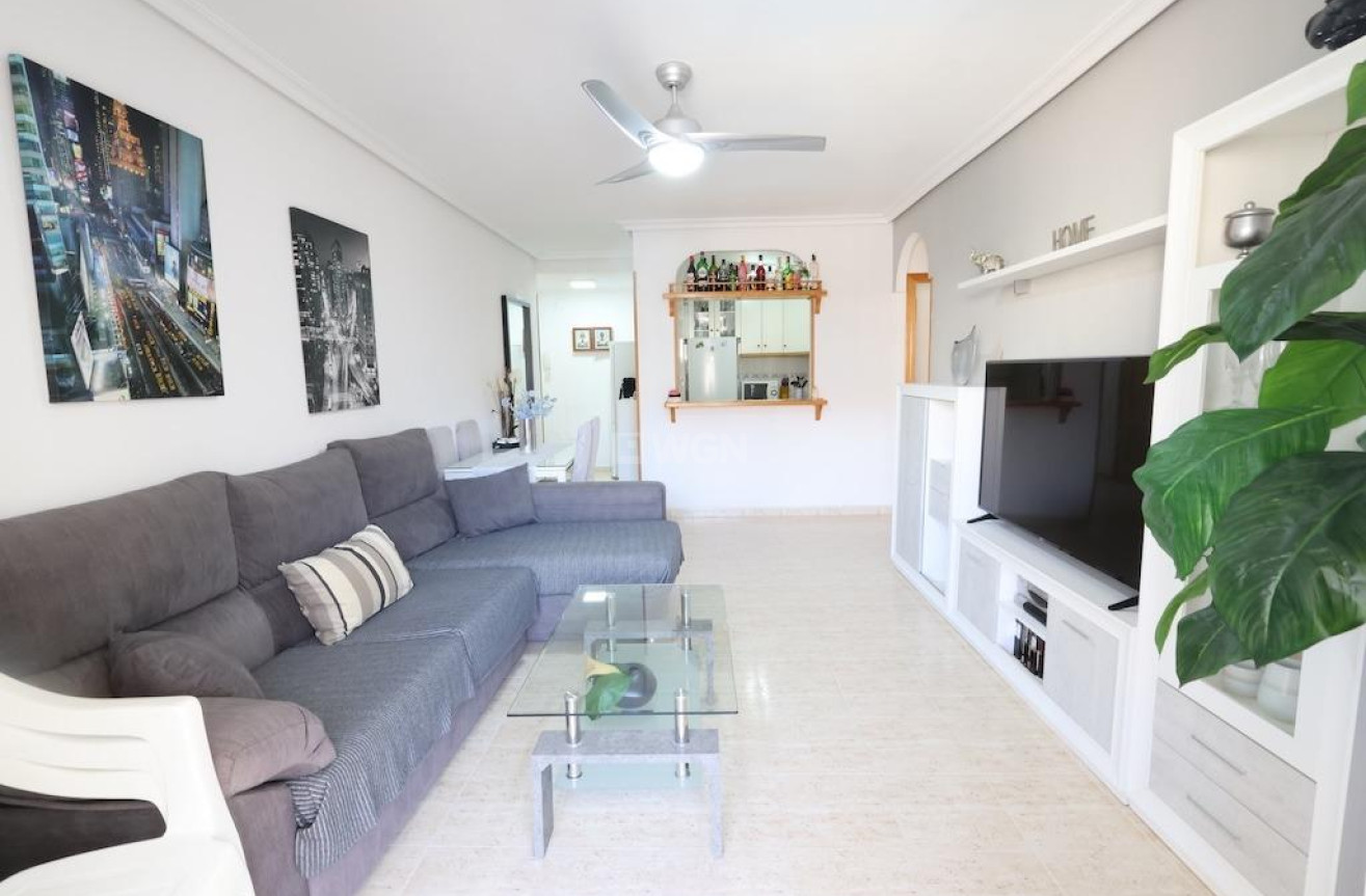 Odsprzedaż - Mieszkanie w bloku - Torrevieja - Costa Blanca