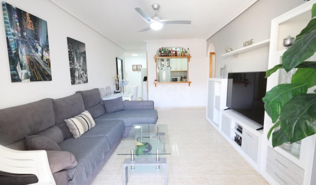 Odsprzedaż - Mieszkanie w bloku - Torrevieja - Costa Blanca