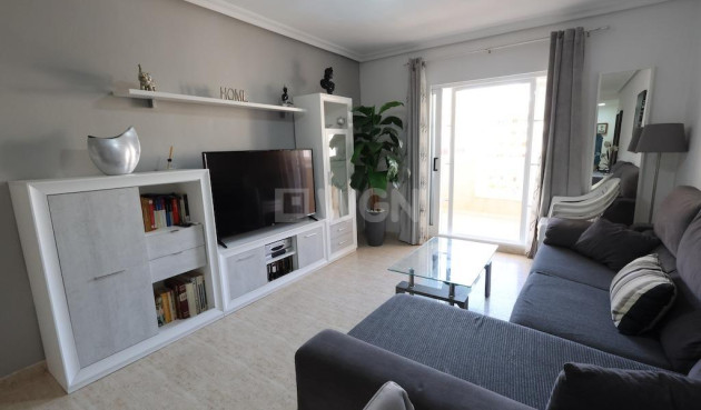 Odsprzedaż - Mieszkanie w bloku - Torrevieja - Costa Blanca