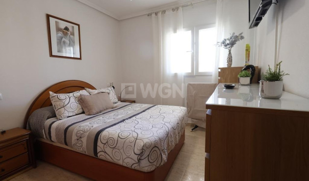 Odsprzedaż - Mieszkanie w bloku - Torrevieja - Costa Blanca