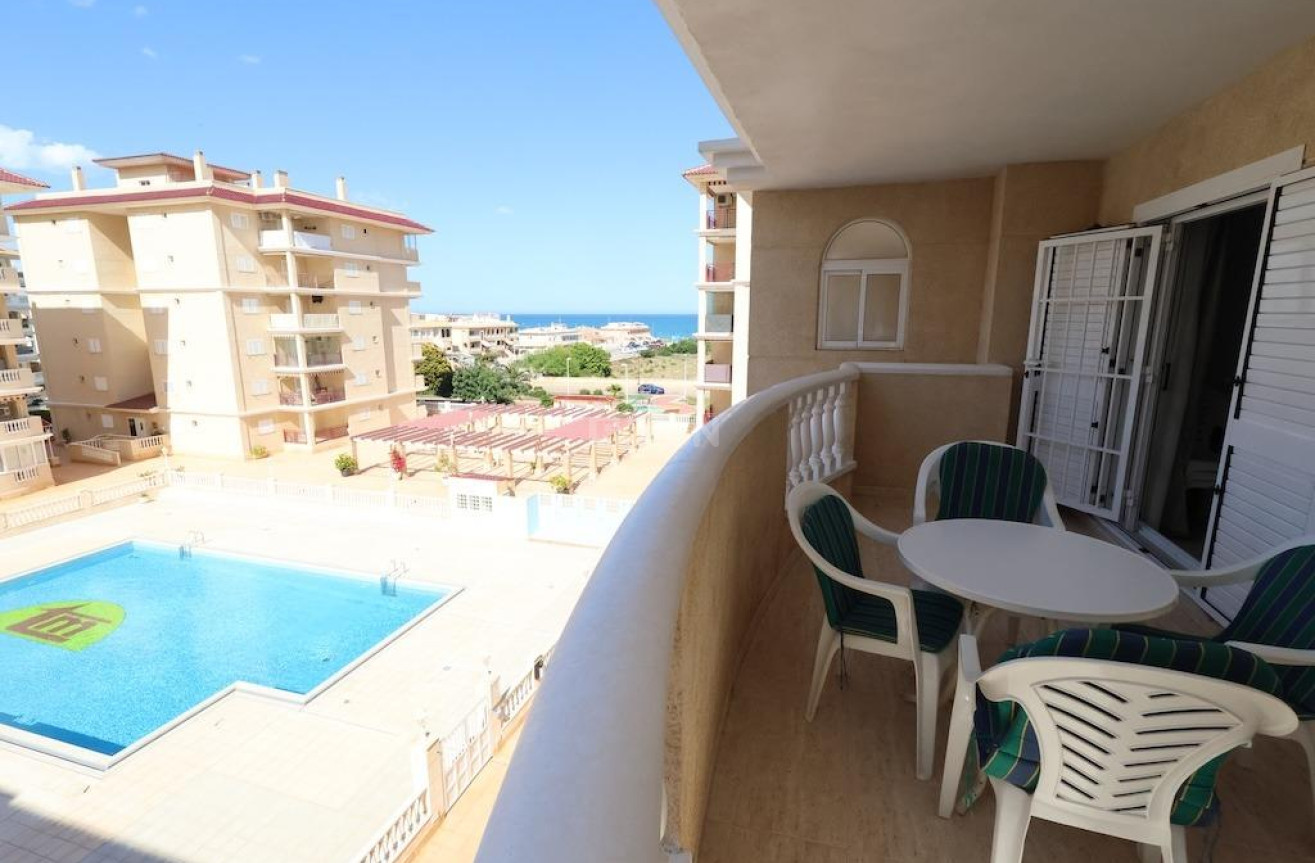 Odsprzedaż - Mieszkanie w bloku - Torrevieja - Costa Blanca