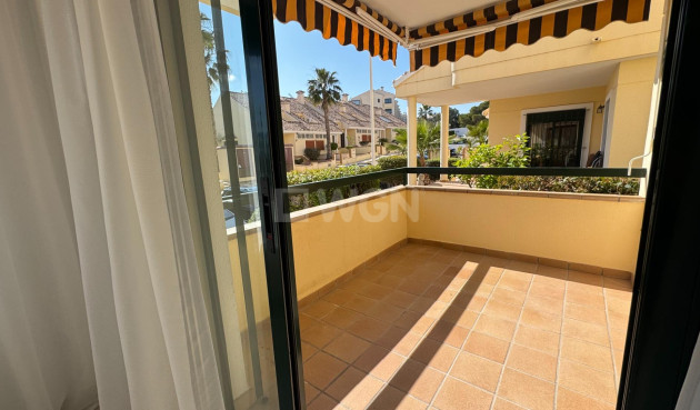 Odsprzedaż - Mieszkanie w bloku - Orihuela Costa - Villamartín-las Filipinas