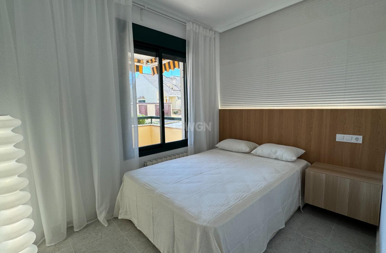 Odsprzedaż - Mieszkanie w bloku - Orihuela Costa - Villamartín-las Filipinas